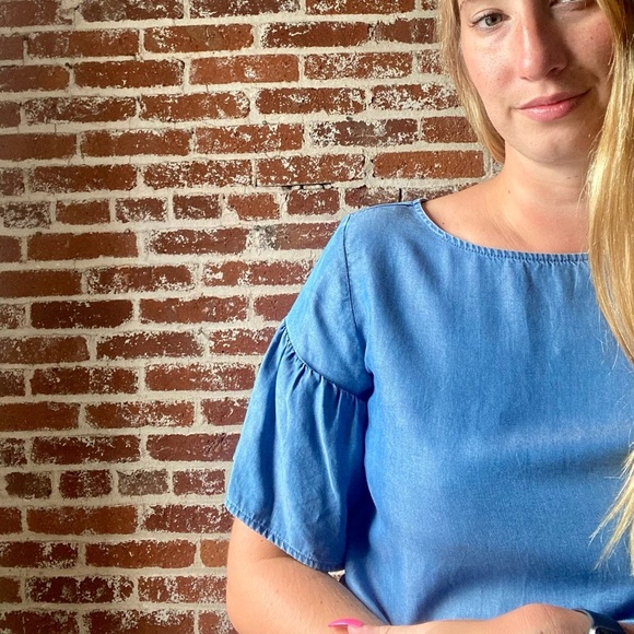 LOFT ruffle sleeve denim style blouse - Picture 5 of 6